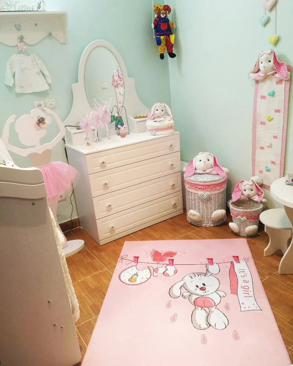 فرش اتاق بچگانه طرح خرگوش ماوی هالی Mavi Carpet