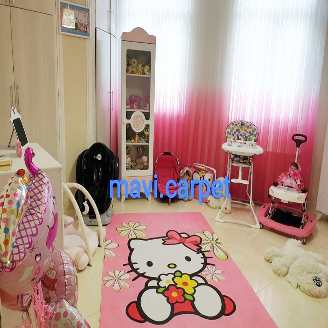 فرش اتاق کودک دخترانه طرح کیتی ماوی كارپت Mavi Carpet