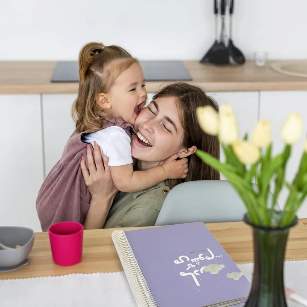 دفتر خاطرات بارداری مدل گاهنگار دی روحه Die Ruhe