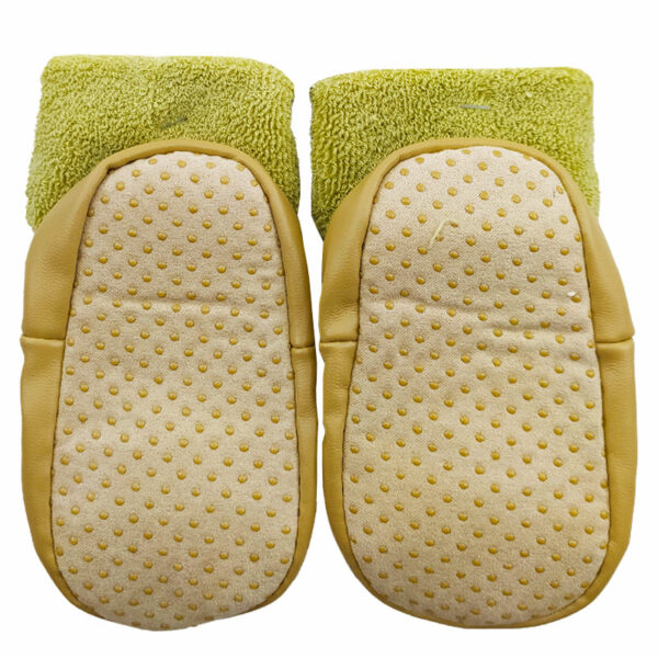 جوراب بچگانه عروسکی طرح سگ زیتونی