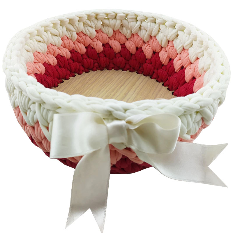 سبد تریکو رنگ قرمز-گلبهی سایز کوچک