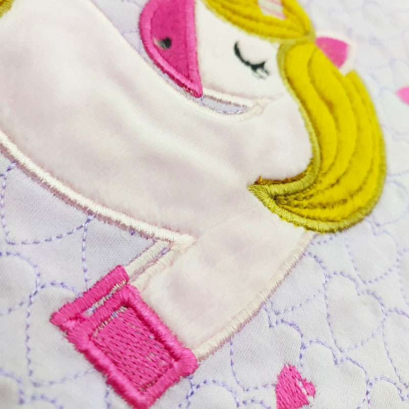 پیش بند تکه دوزی طرح اسب شاخ دار کوکالو ‍Cocalo