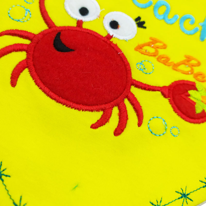 پیش بند نخی طرح  خرچنگ کوکالو Cocalo