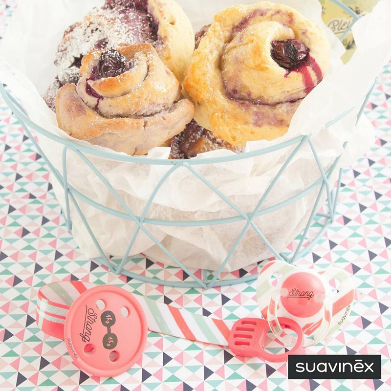 بند پستانک نوار راه راه طرح دکمه سواوینکس suavinex