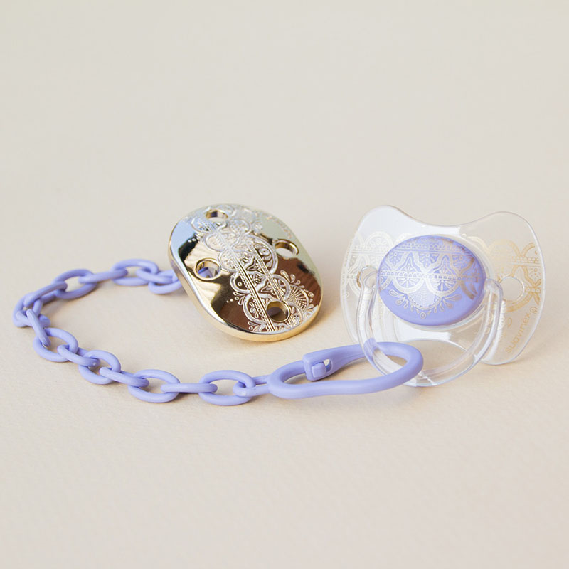 زنجیر پستانک بیضی طلائی سواوینکس suavinex