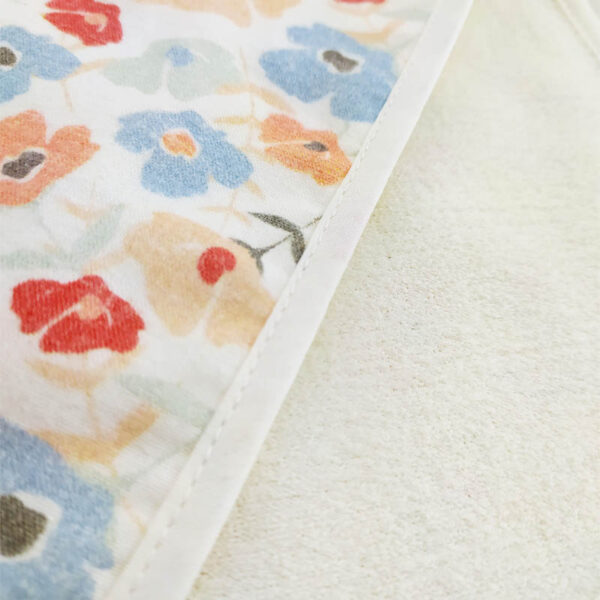 روپوش آروغ گیر 3 تایی طرح گل رنگی کارترز Carters