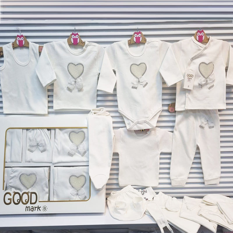 ست 19 تکه بیمارستانی نوزاد فیل و بادکنک GoodMark