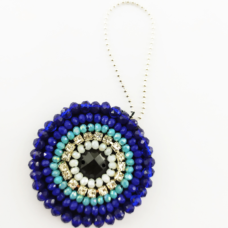 سنجاق سینه چشم نظر نگین دار قطر 5 سانتی متر