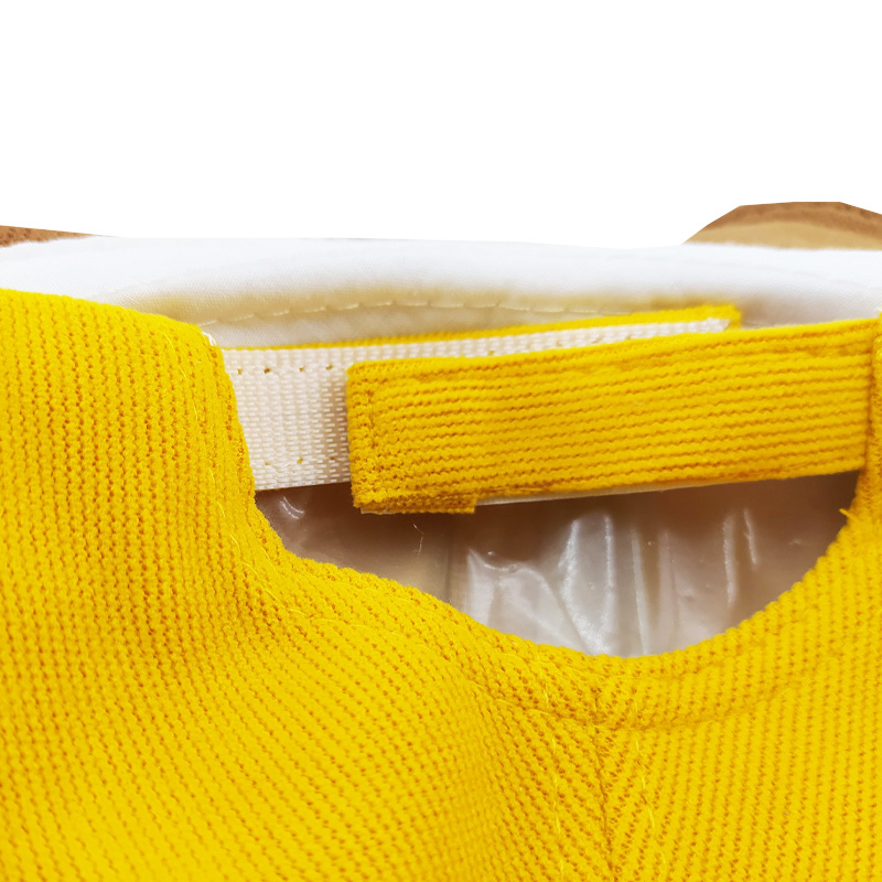 کاه بچگانه نقاب دار