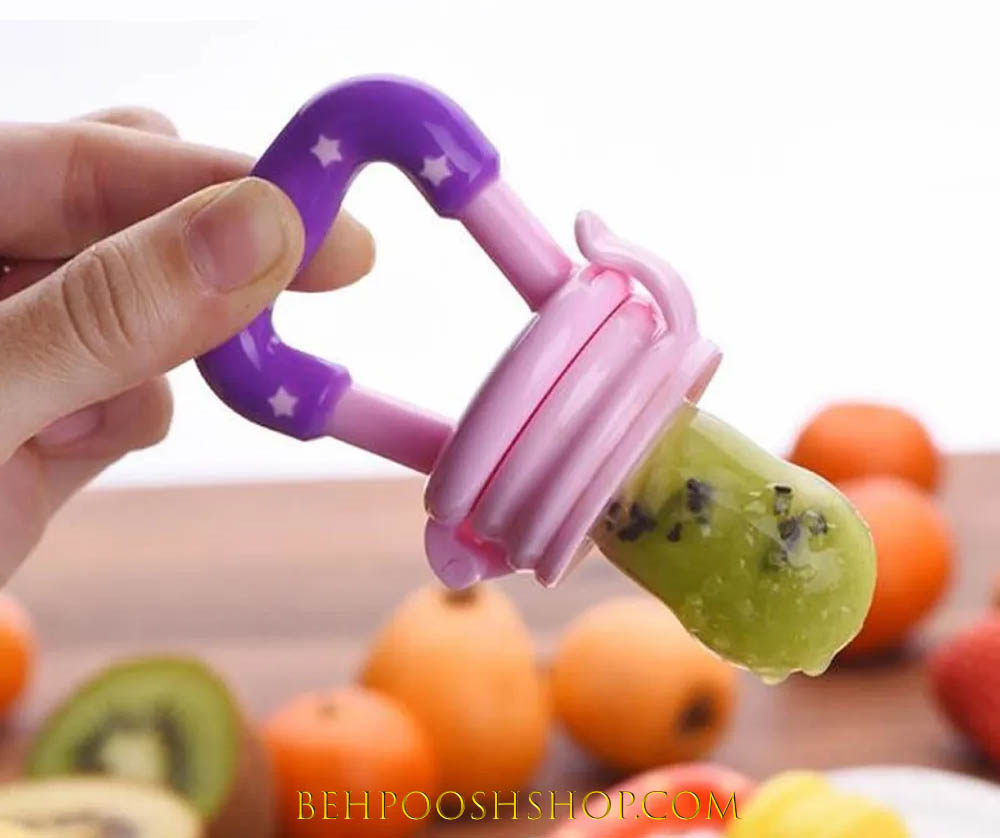 میوه خوری نوزاد