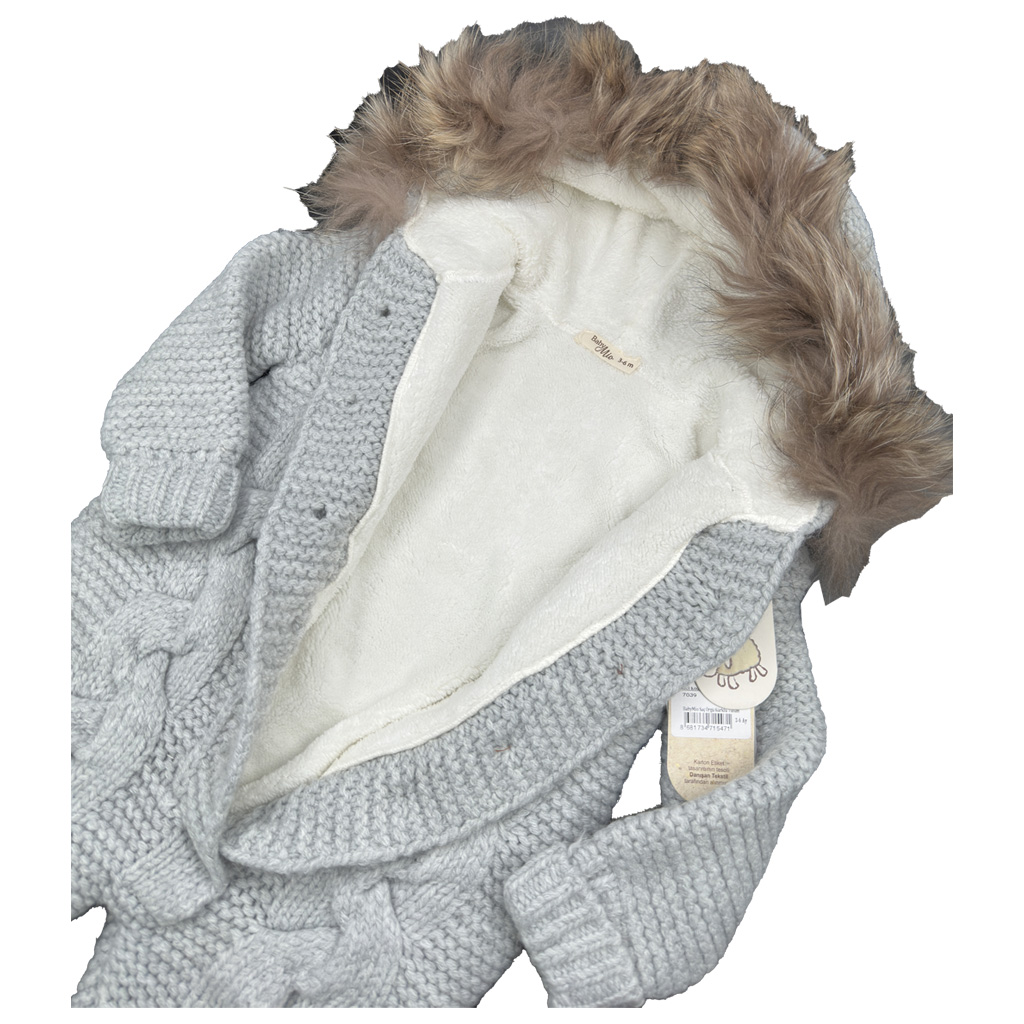 سرهم بافت جلودکمه کلاه خزدار کرم Baby mio