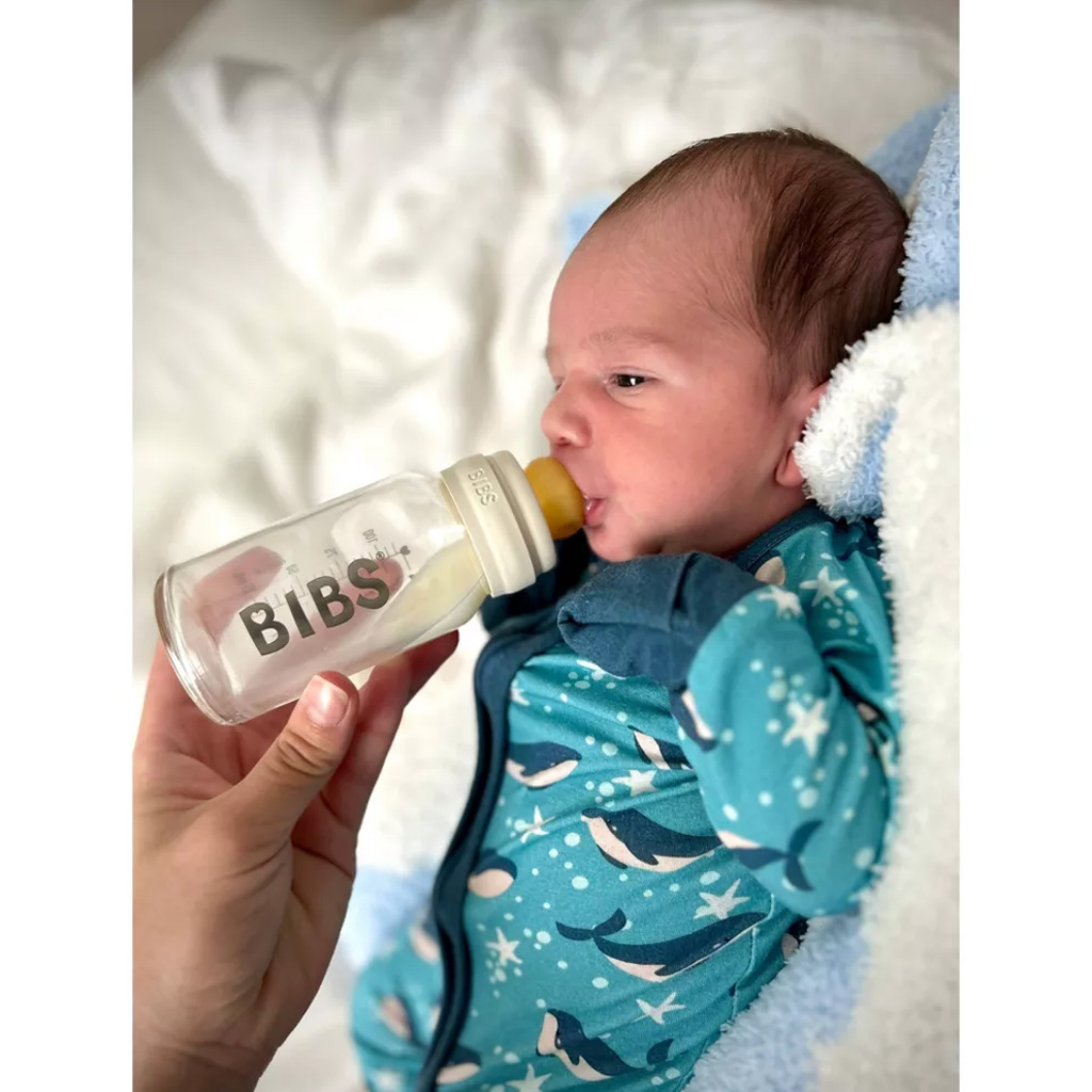 شیشه شیر بیبس پیركس 110میل 1قطره طرگرد لاتکس Bibs Complete Set