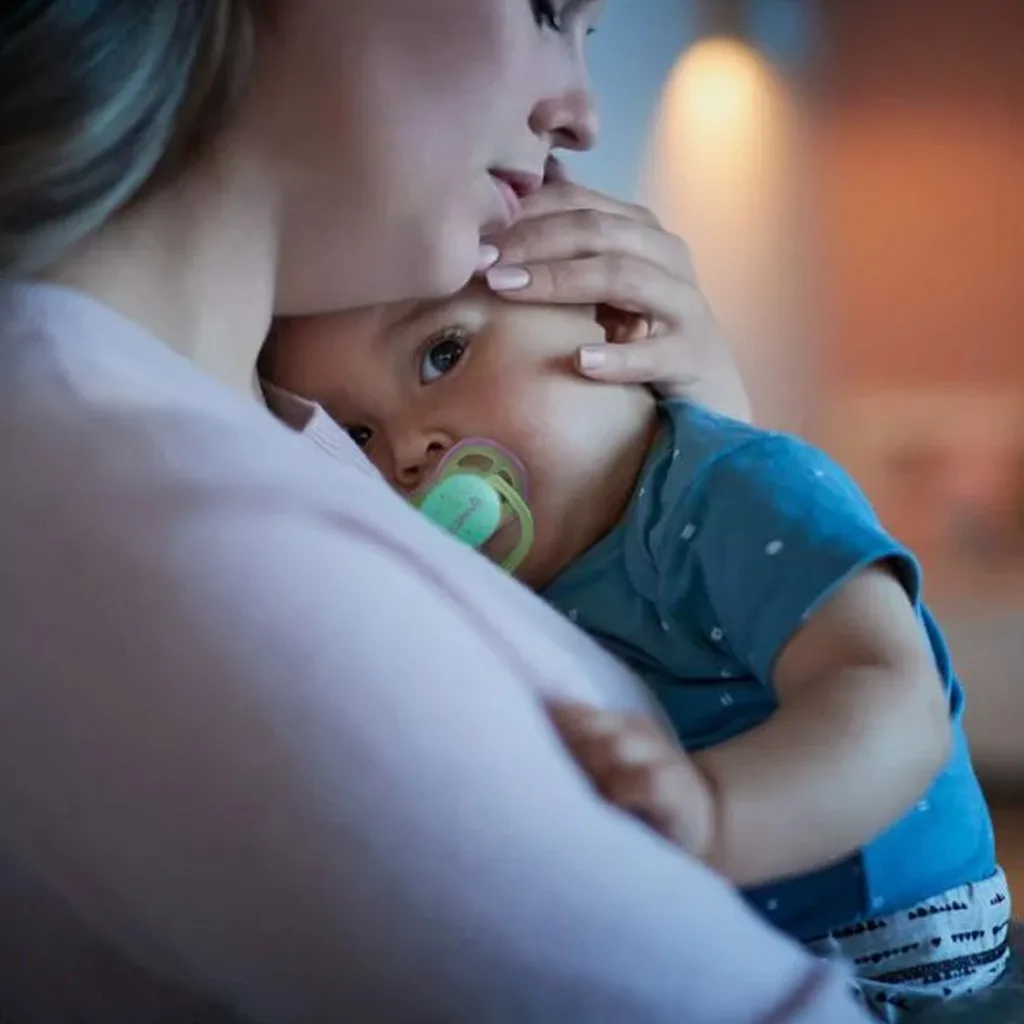 پستانک اونت Ultra Air اولترا ایر 2عددی ستاره عقاب نایت شبرنگ 0-6ماه اونت Avent