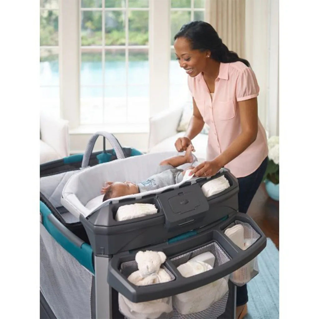 تخت پارک گراکو مدل Pack And Play Smart Stations Presley با جایگاه تعویض Graco