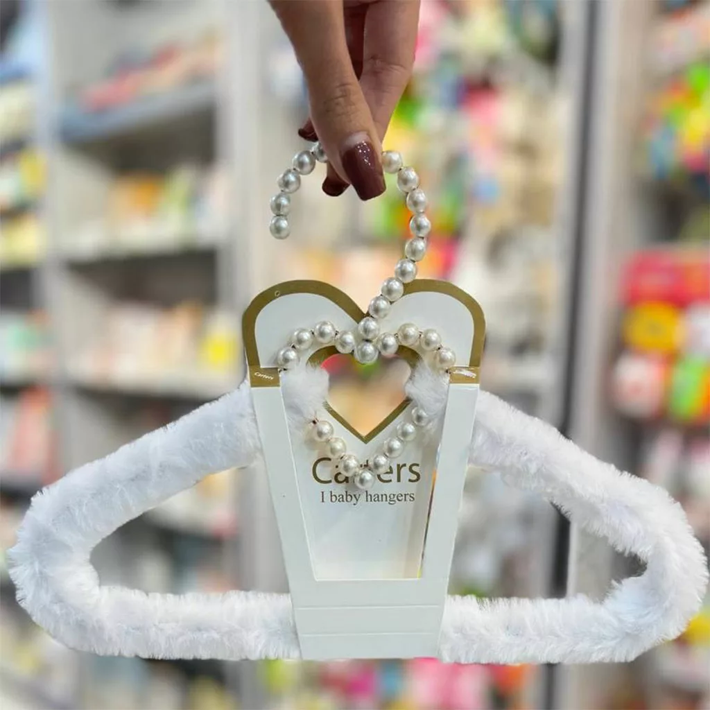 چوب لباسی خز پولیشی قلب صدفی کارترز Carters