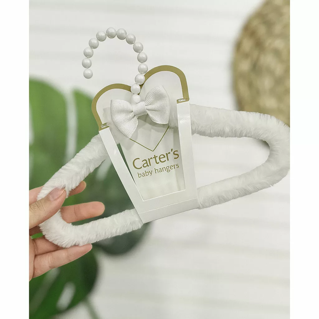چوب لباسی خز پولیشی قلب صدفی کارترز Carters